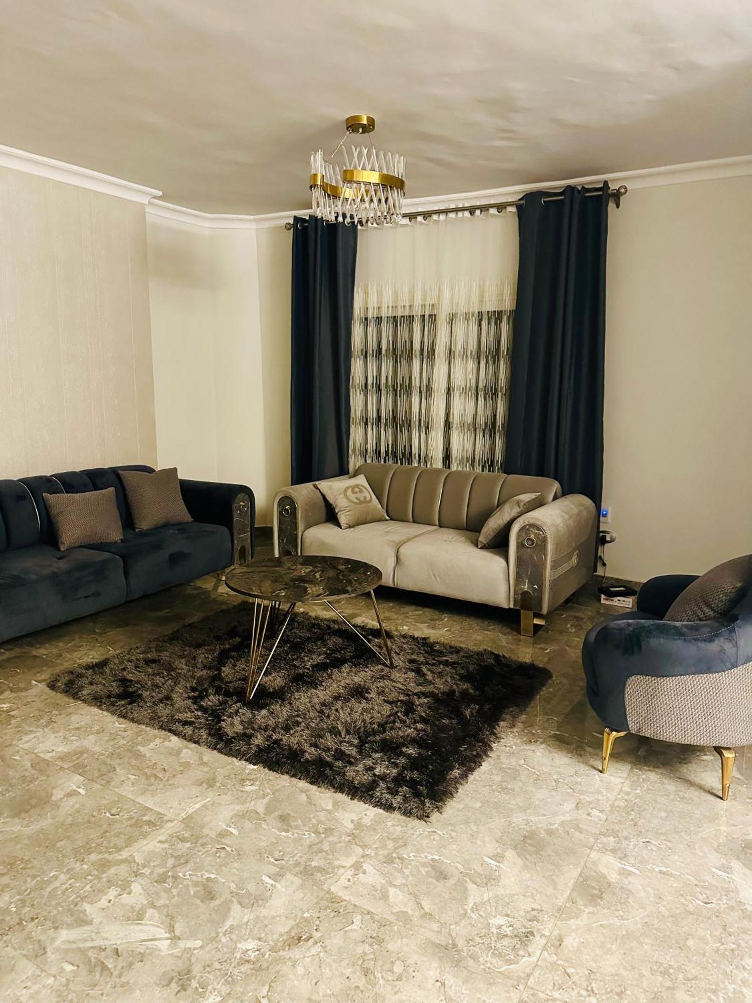 Modern Comfy Flat * Cairo