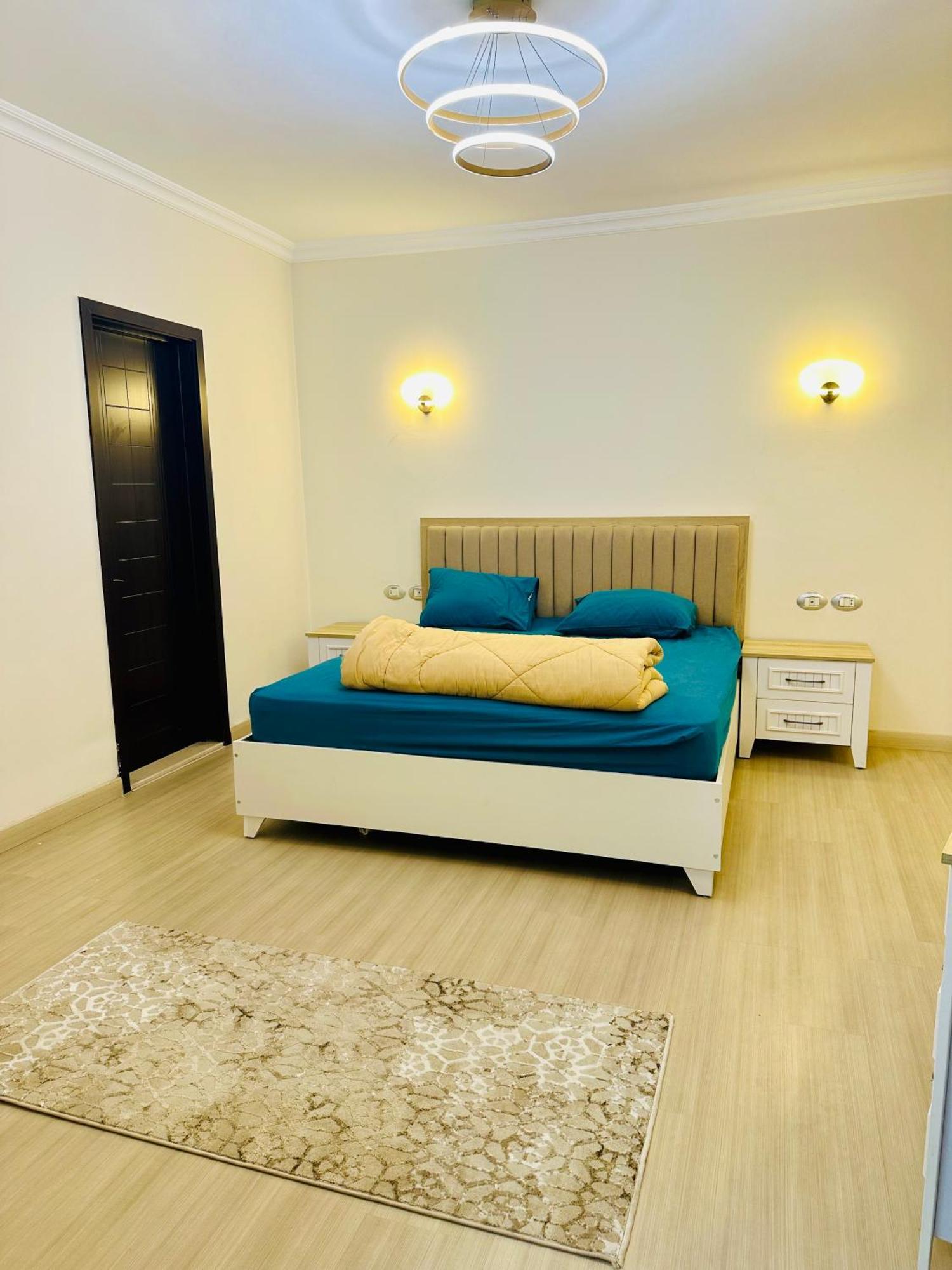 Modern Comfy Flat Apartment Cairo